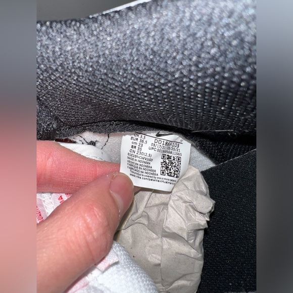 Nike Dunk High Panda Black And White Women 2021 DD1869-103 US 6-Preowned w/ Box - Picture 12 of 15